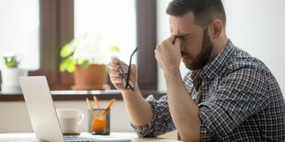 كيفية التعامل مع إجهاد العين وأسبابه وأعراضه كيفية التعامل مع إجهاد العين وأسبابه وأعراضه